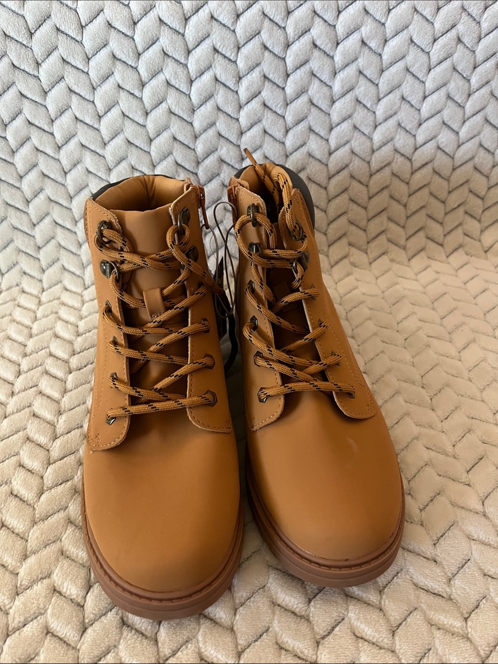 art class Cognac Lace-Up Kids Ankle Boots